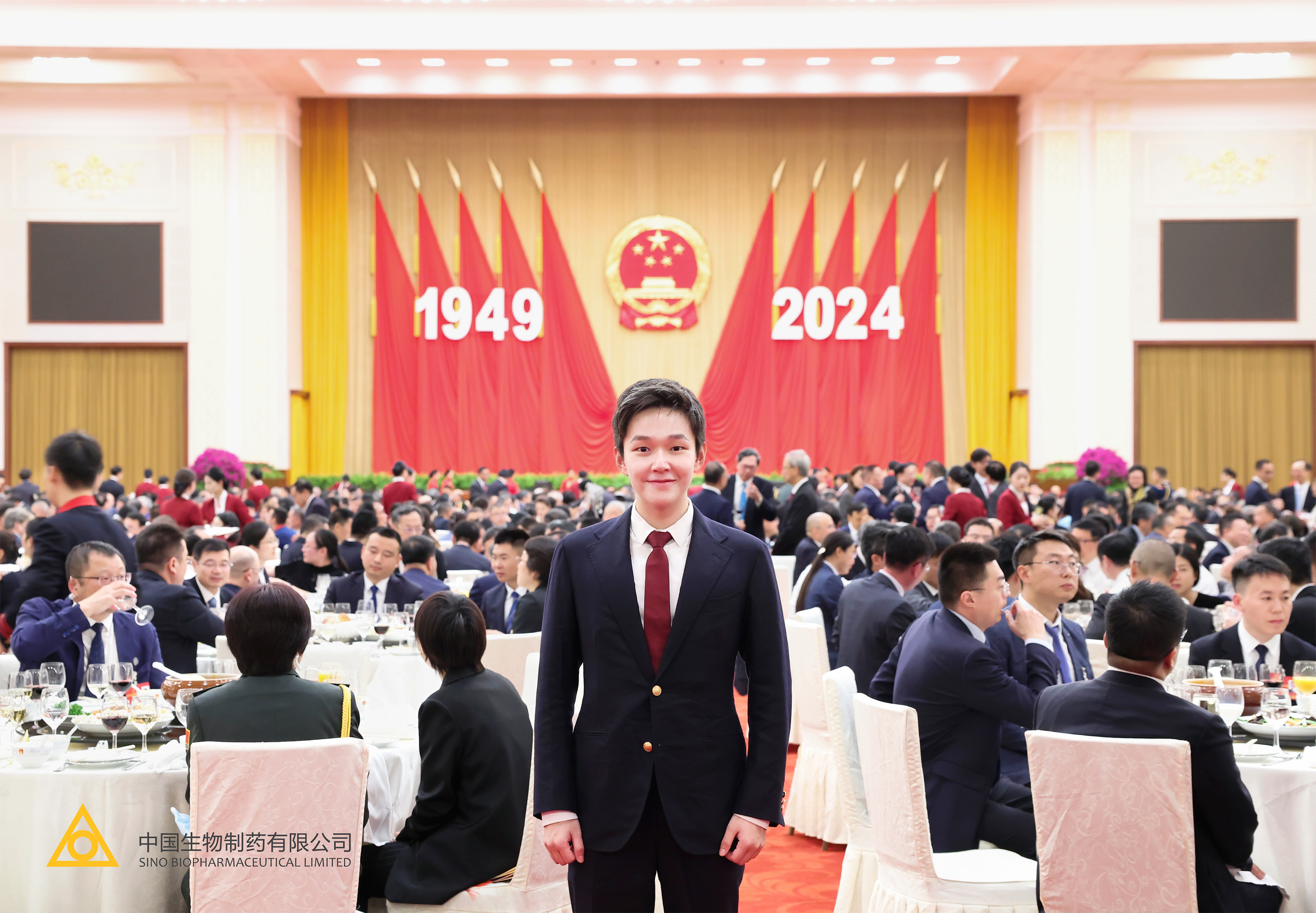 谢其润、谢承润应邀出席2024年国庆系列活动